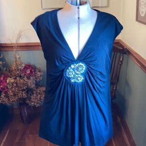 Dress Barn black 14/16 sleeveless top